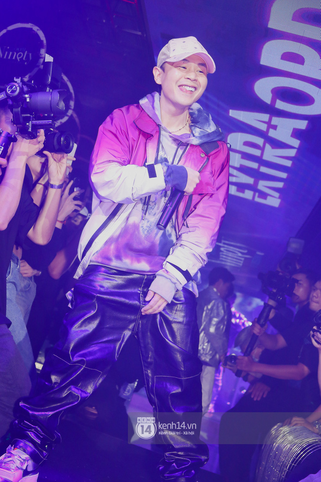 1 ngày sau khi 16 Typh bị loại, Binz rủ rê học trò cùng diễn Bigcityboi, nguyên dàn thí sinh Rap Việt bất ngờ đến chung vui! - Ảnh 14.