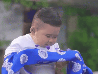Mùi Thơm Quần Áo GIF - Mùi Thơm Nước Xả Ngửi GIFs