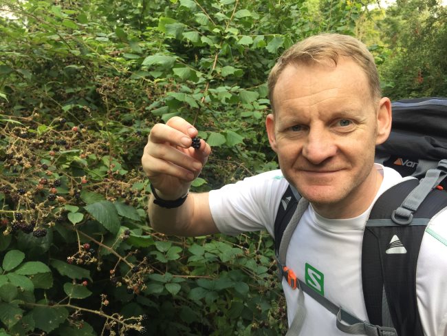 christopher brisley eats blackberries take a challenge