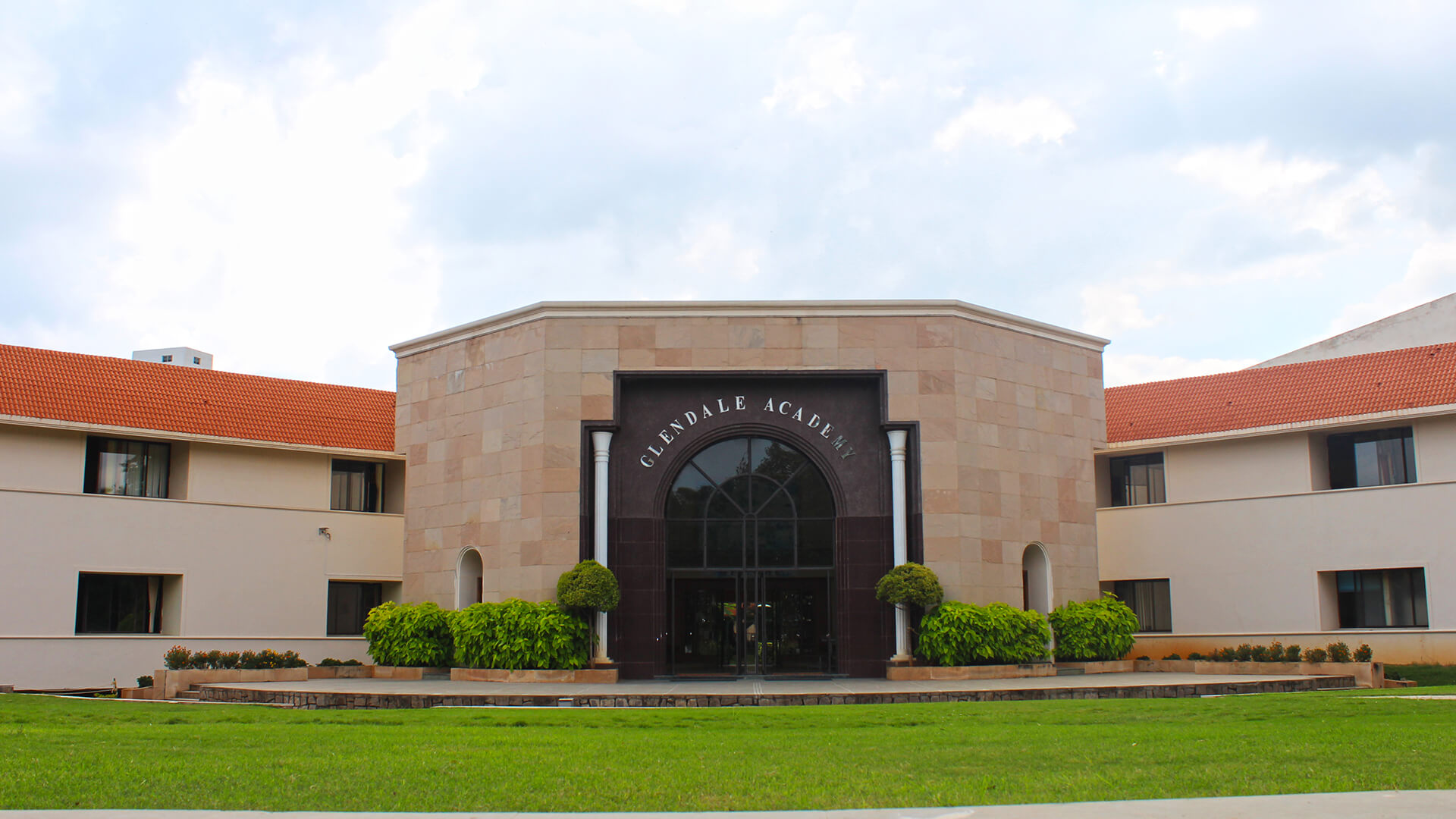 About Our Campus Glendale Academy