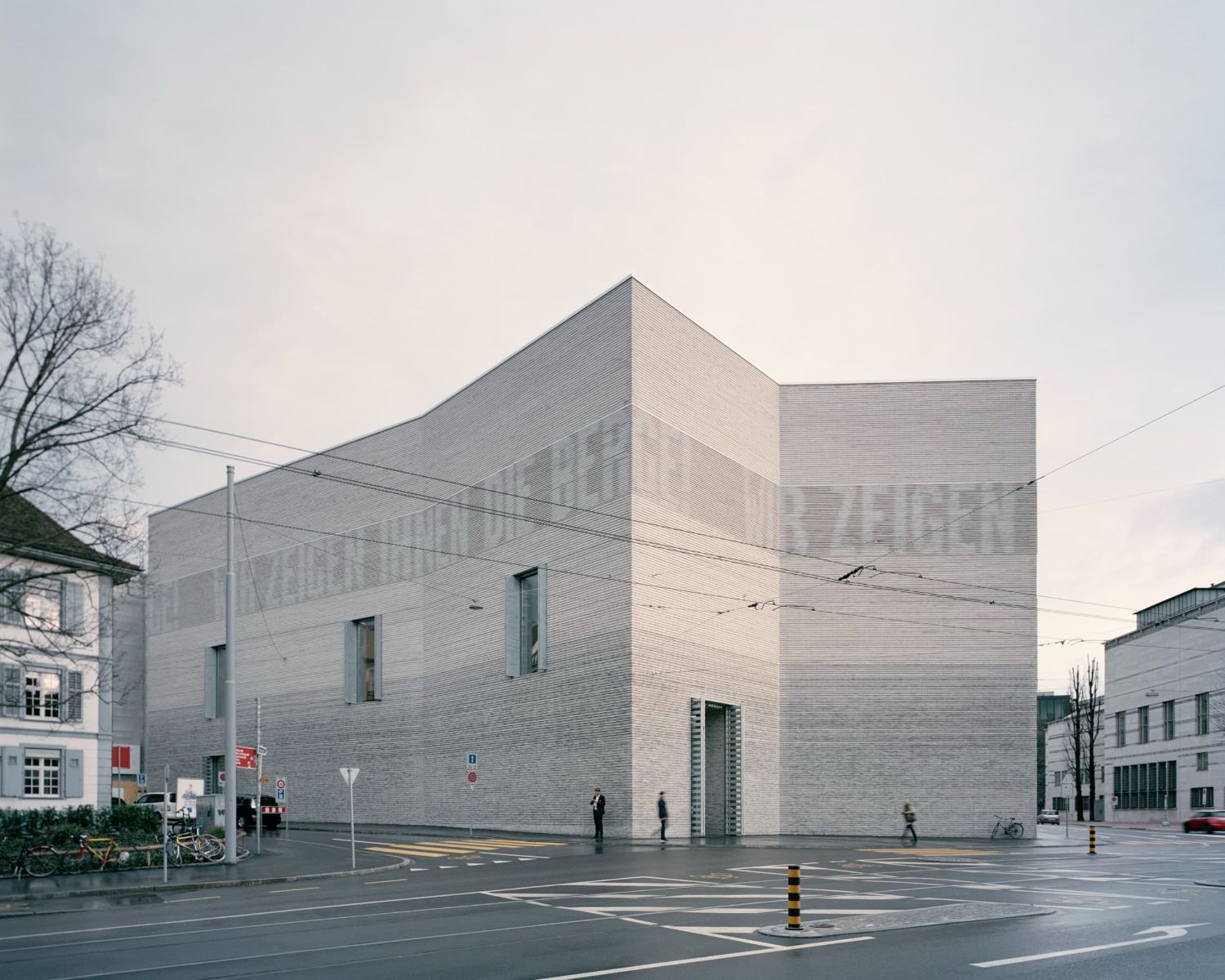 Kunstmuseum Basel By Christ Gantenbein kunstmuseum-basel-by-christ-gantenbein