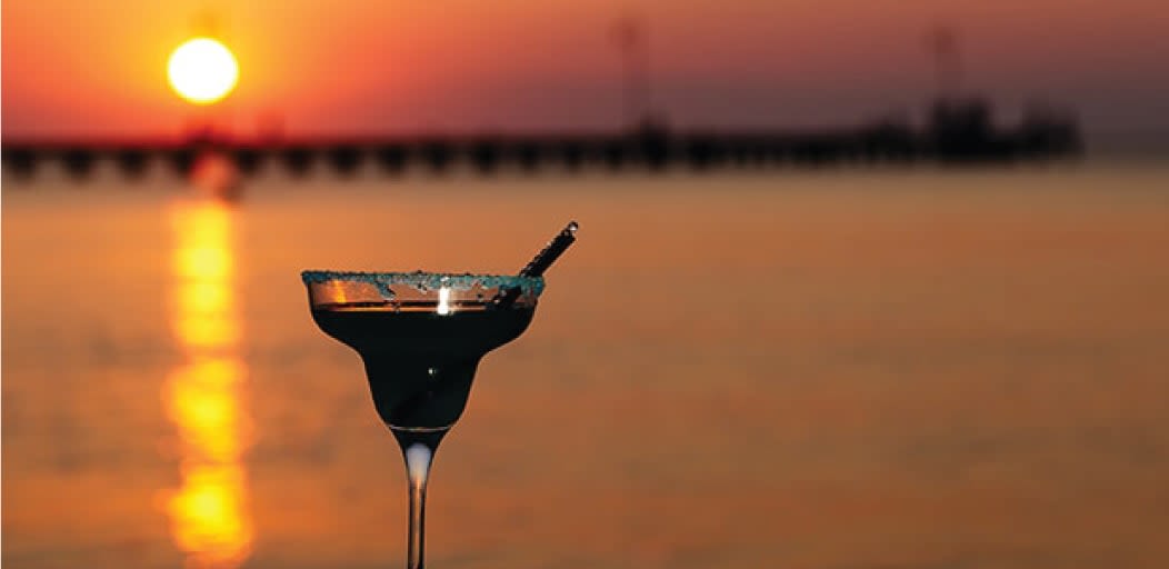 candle light dinner in Goa - purple martini