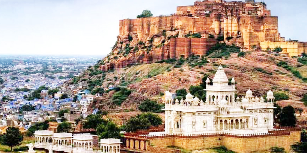 weekend getaways fro Ahmedabad - Mount-Abu