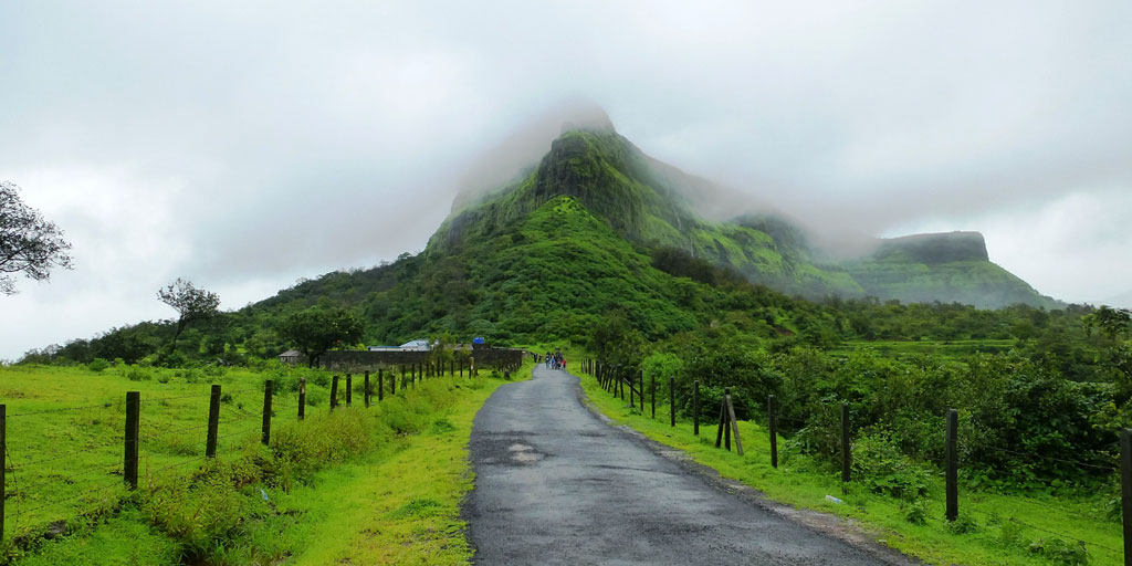 Trekking near Mumbai - Visapur-fort