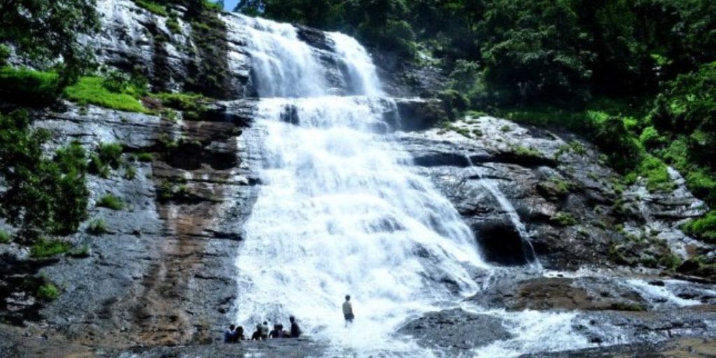 trekking in Goa - sada falls