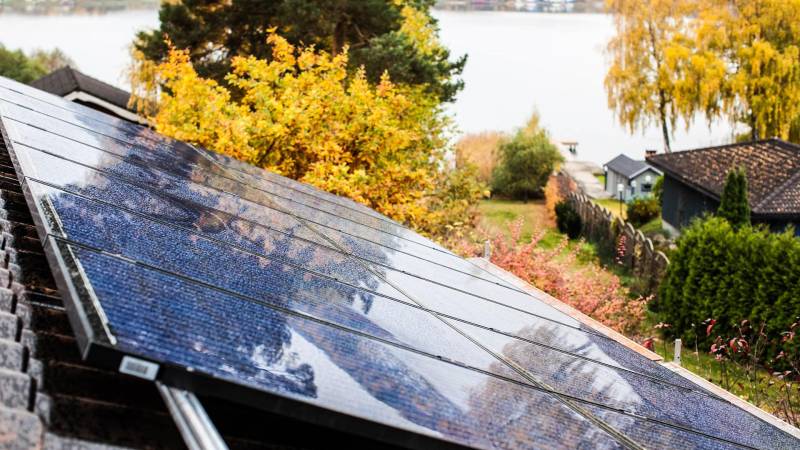Solceller S-Class Vision 60 Black för elproduktion med marknadens bästa garantier