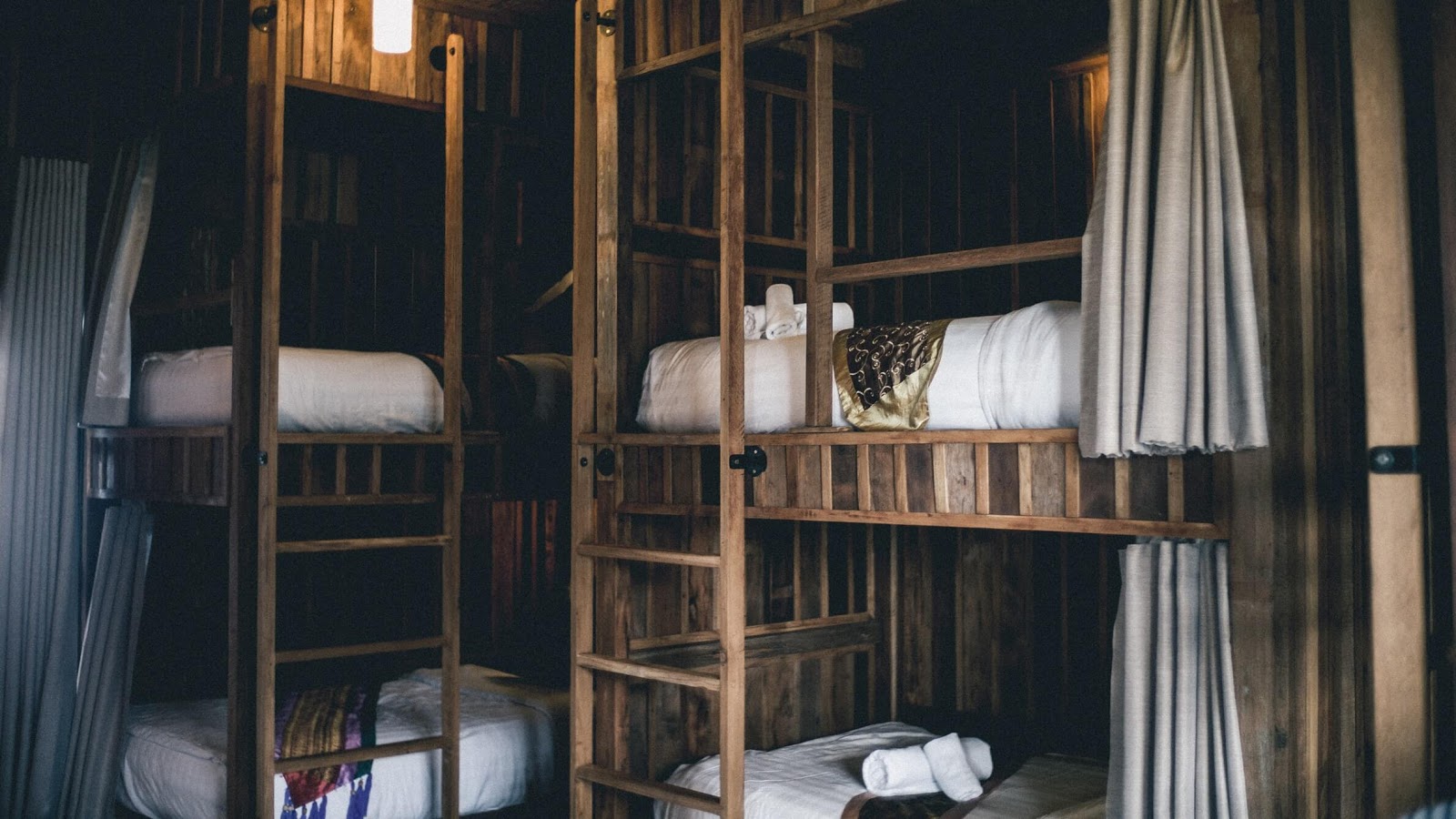A cozy looking hostel.