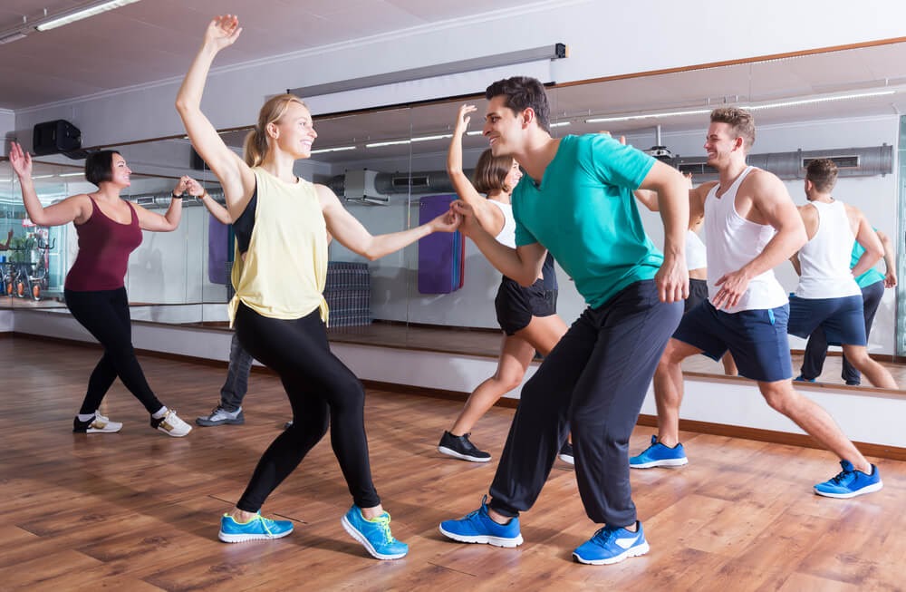couple in a dance class