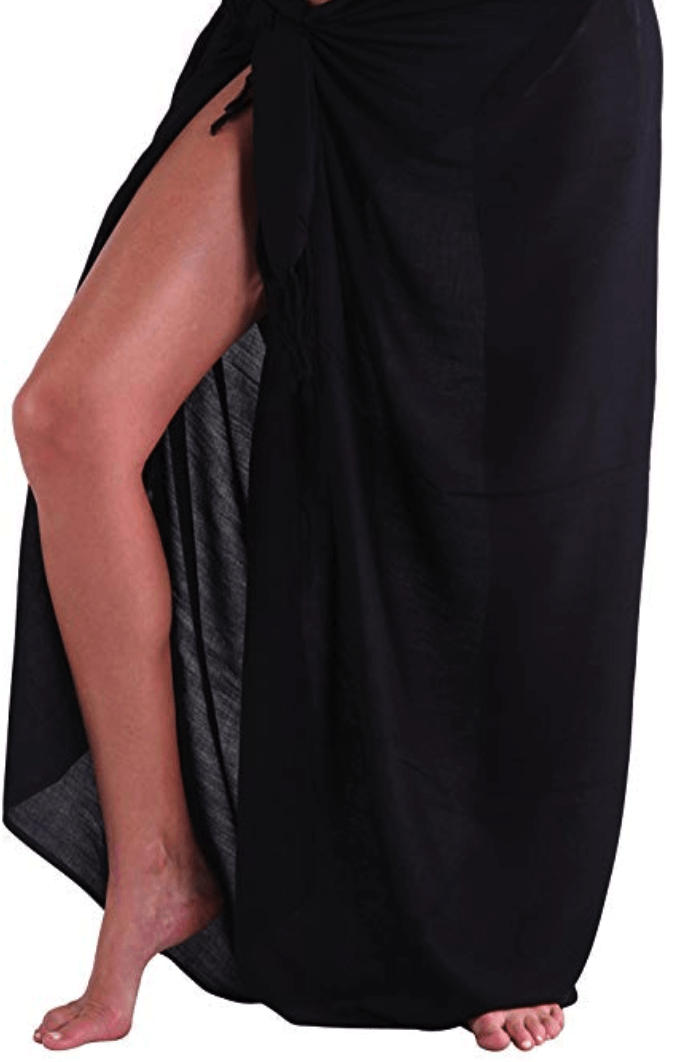 Photo of lower half of the body black sarong wrapped in side slit method.