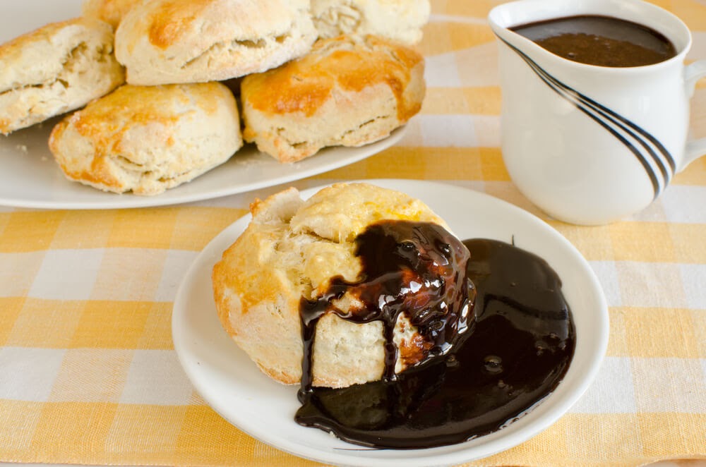 Biscuits with Chocolate Gravy
