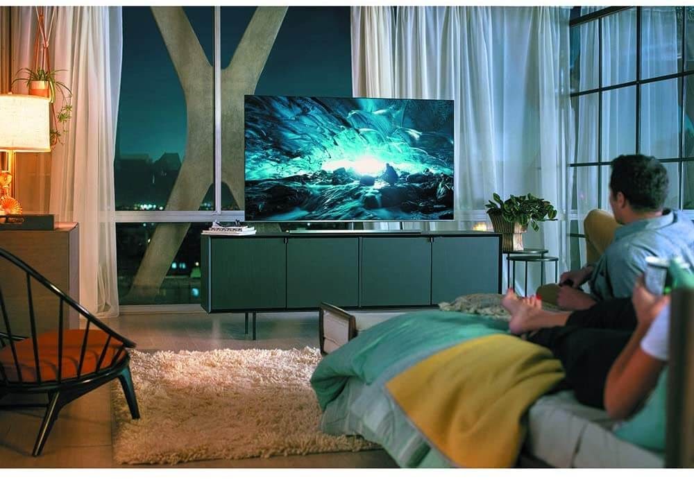 Samsung Flat 65-Inch 4K 8 Series UHD Smart TV
