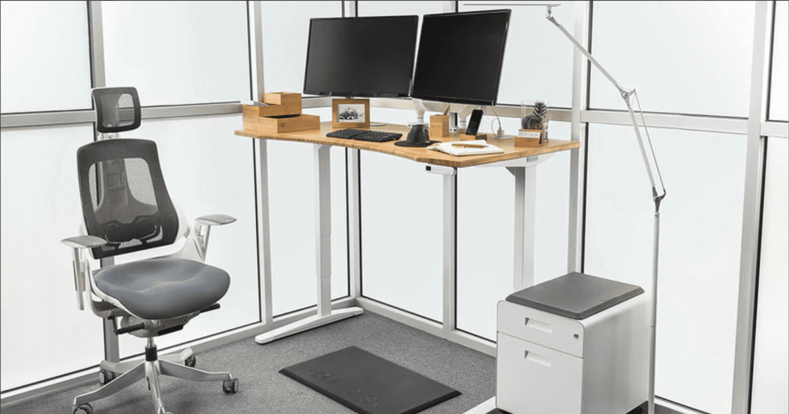 Uplift V2 Standing Desk