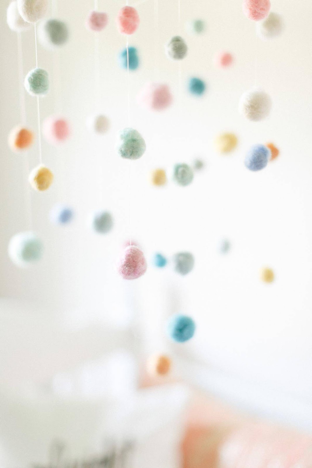 Pom Pom Mobile