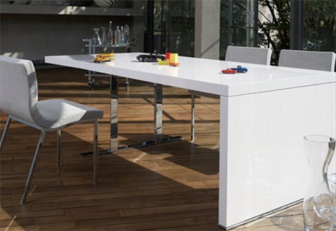Cineline Dining Table