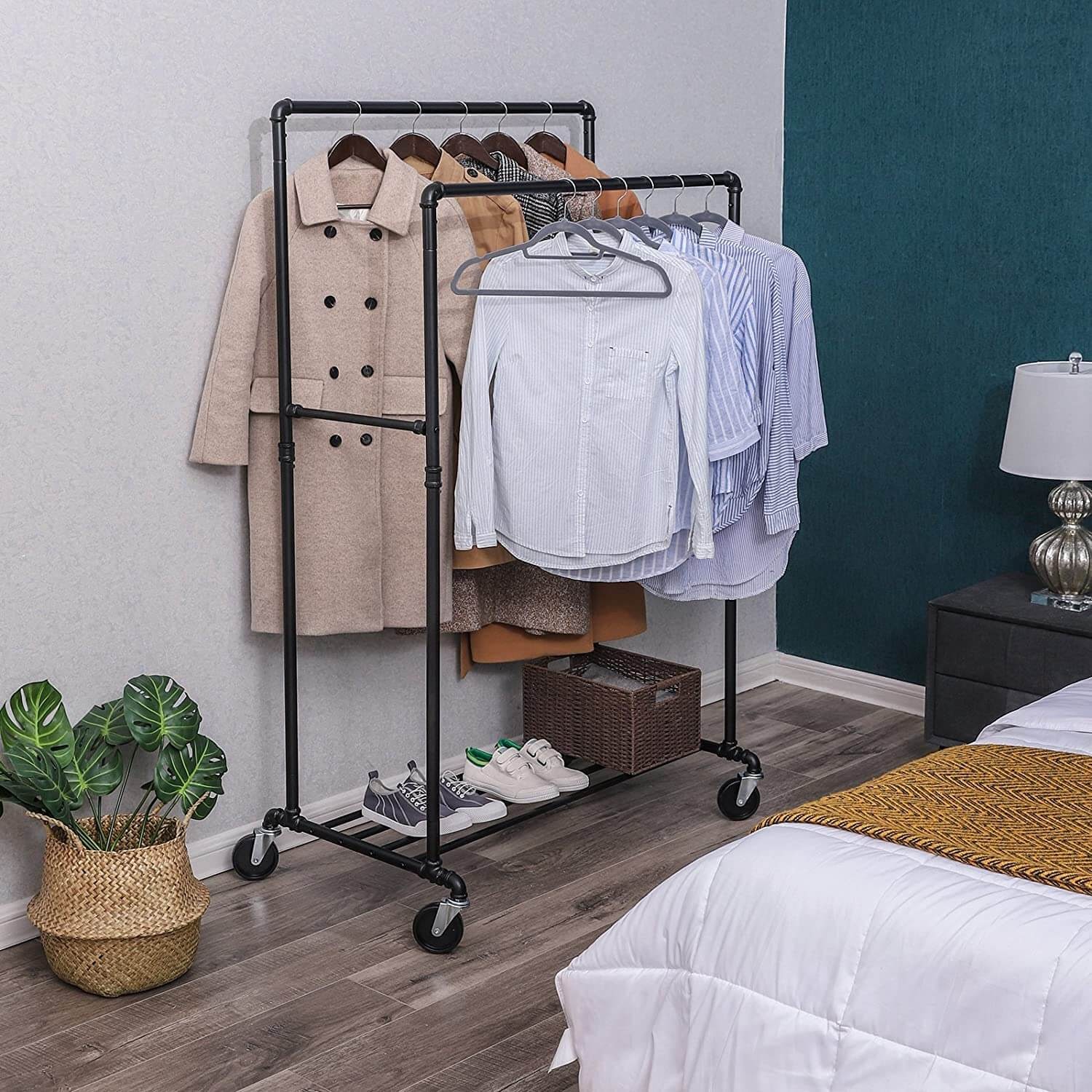 SONGMICS Industrial Pipe Clothes Rack Double Rail on Wheels
