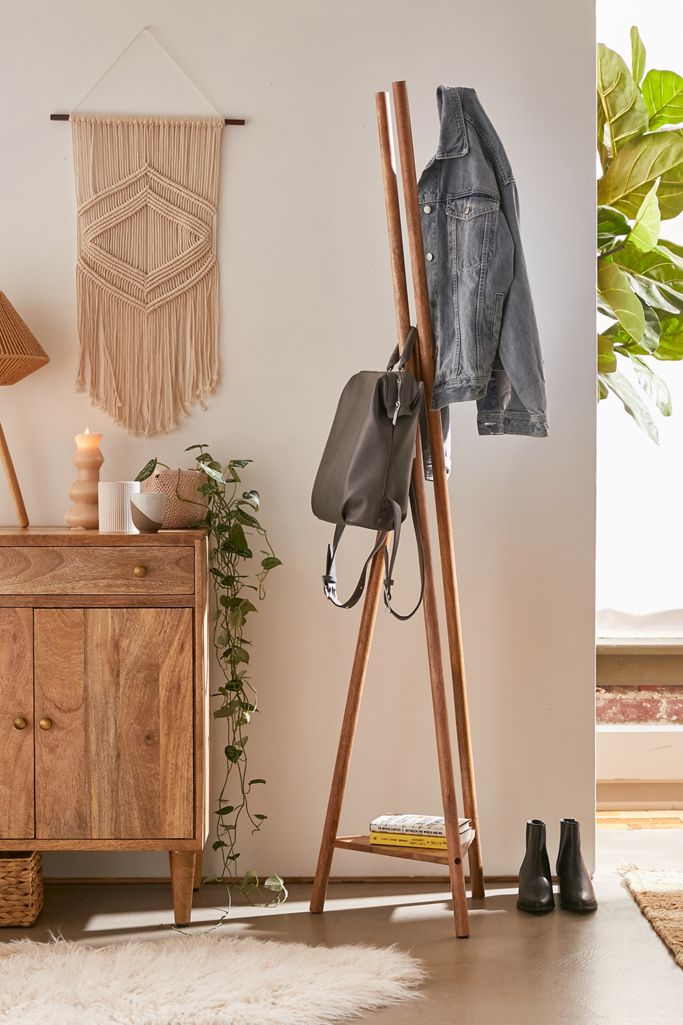Kamal Coat Rack