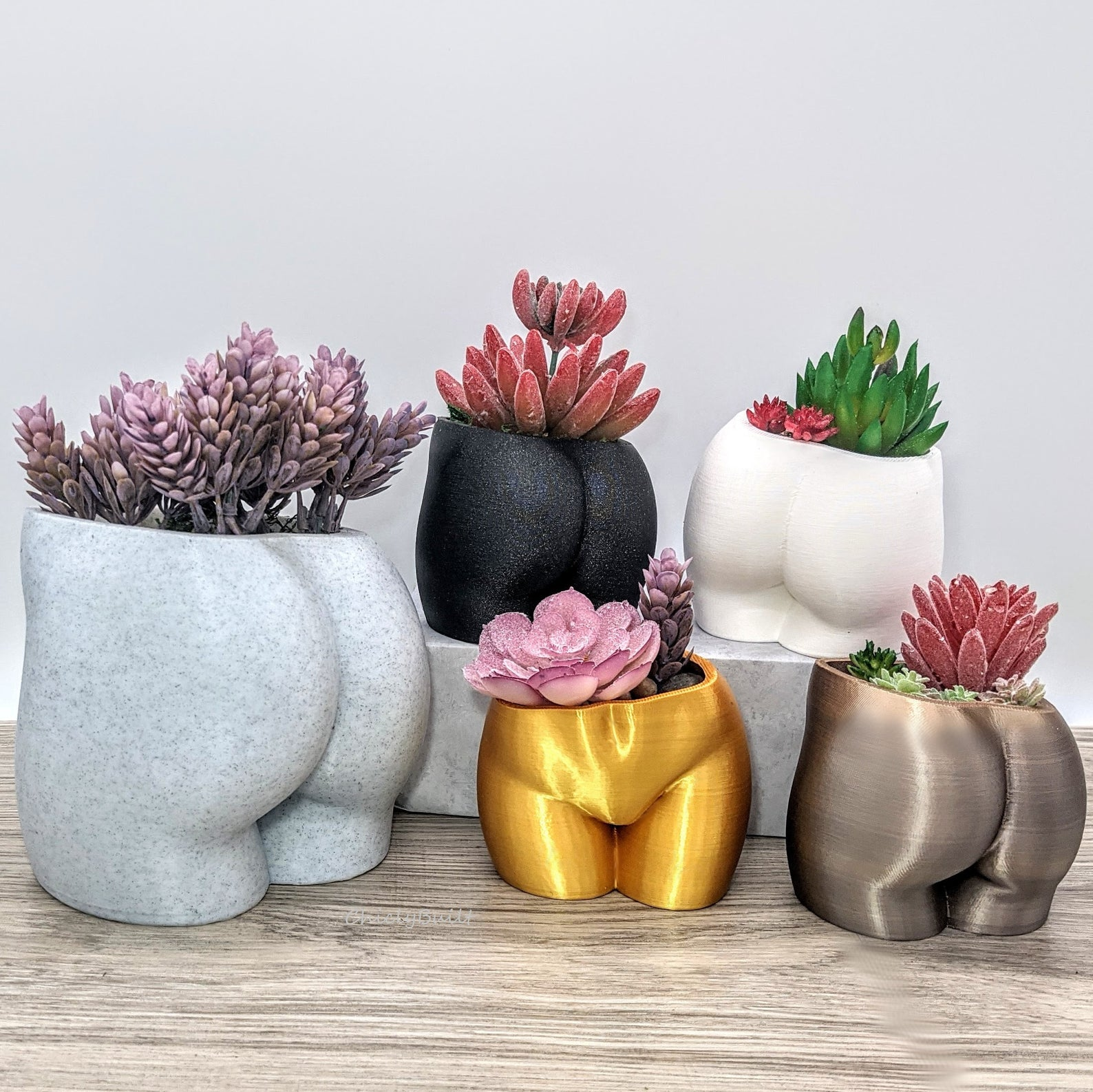Booty planters