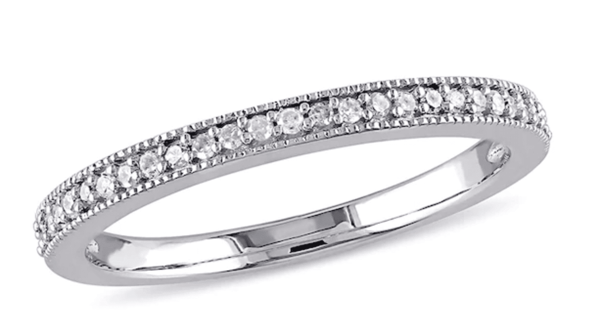 Diamond Vintage-Style Wedding Band
