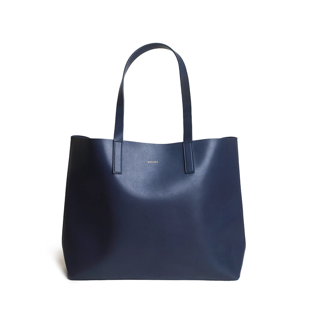 Black, faux leather vegan purse