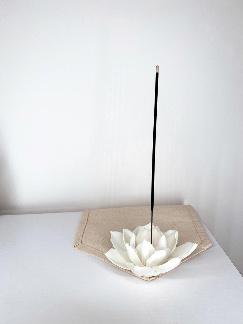Lotus incense holder