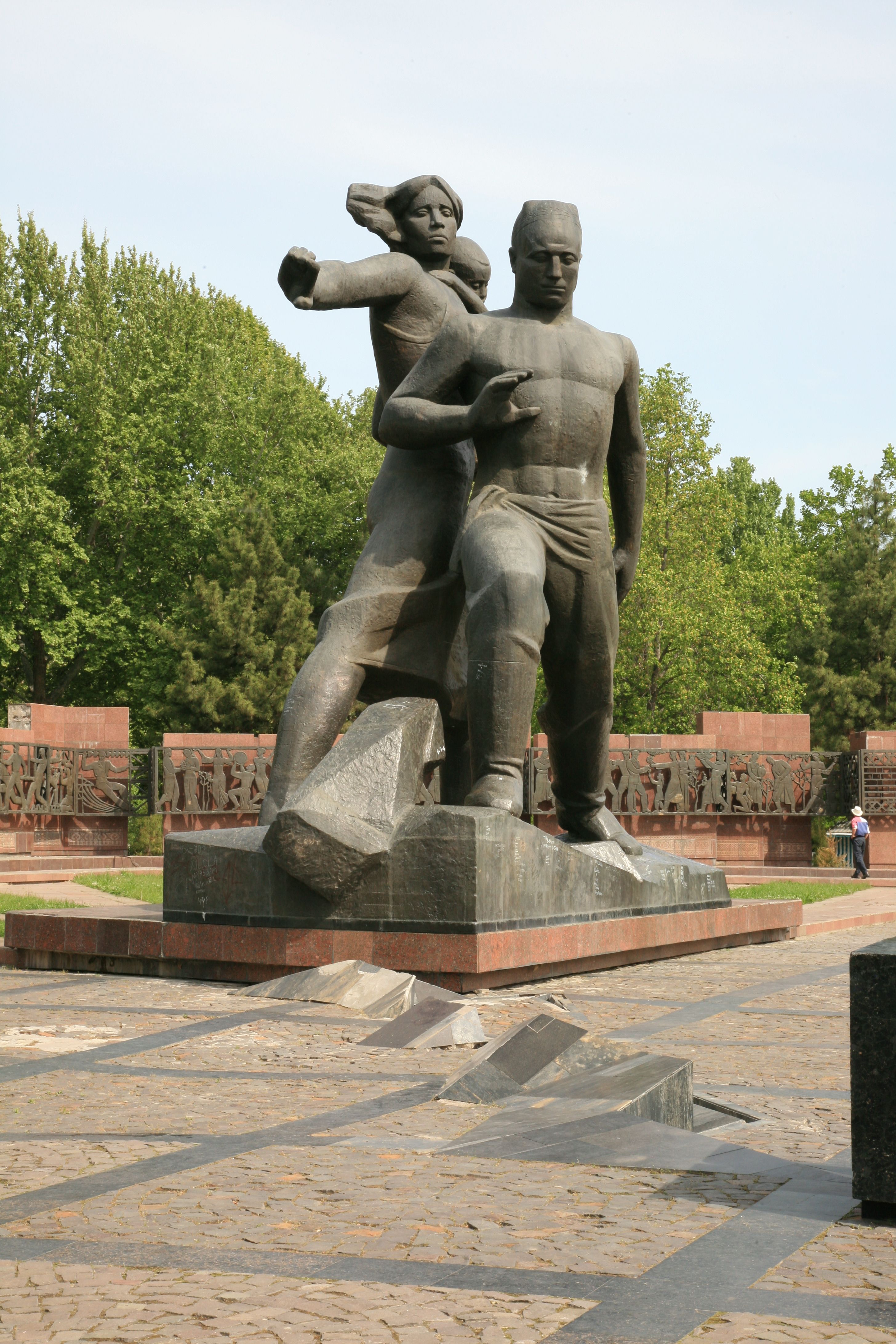 LuxuryTrainTickets.com | Golden Eagle Uzbekistan Luxury Train Tour