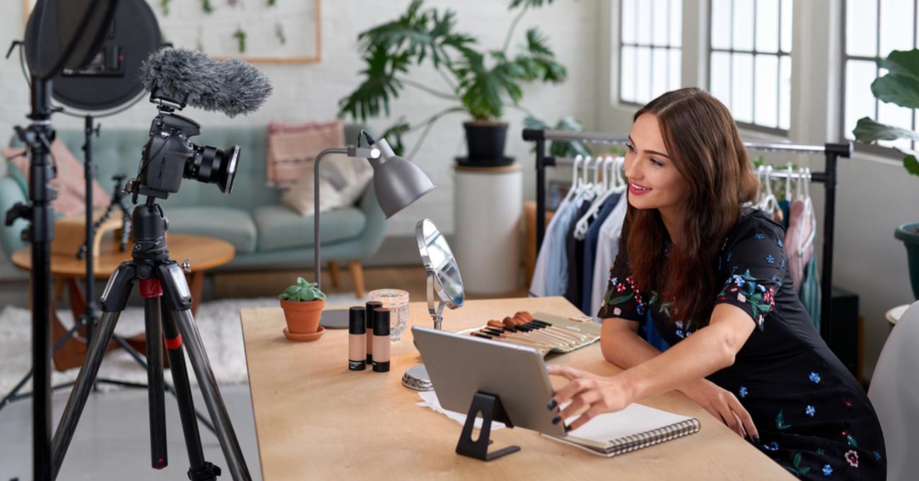 Best Digital Marketing Podcasts SparrowBoost