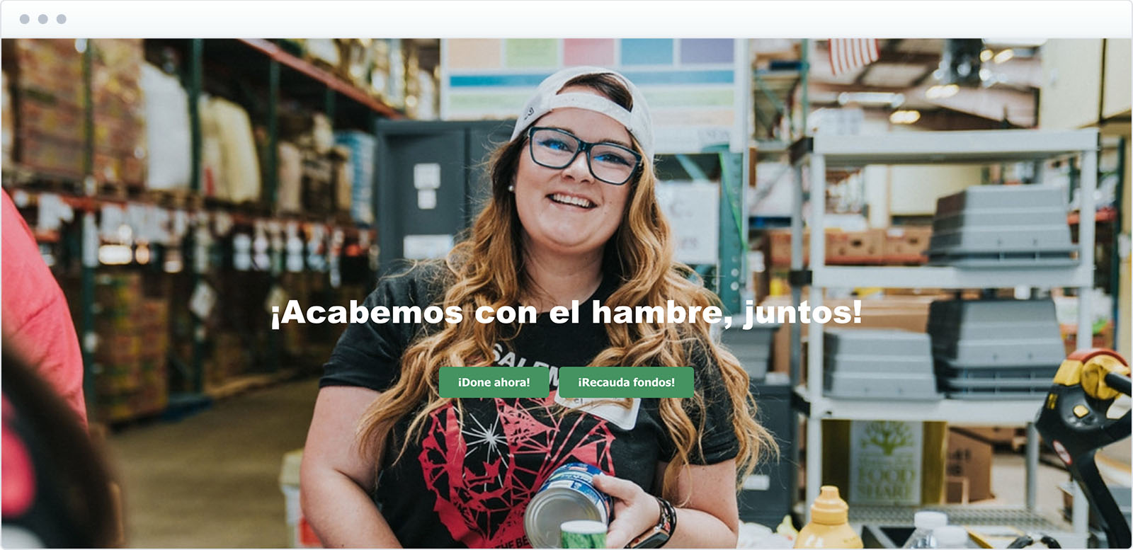 Marion Polk Foodshare's End Hunger Now fundraiser, with a smiling woman in glasses in a warehouse behind the tagline "¡Acabemos con el hambre, juntos!"