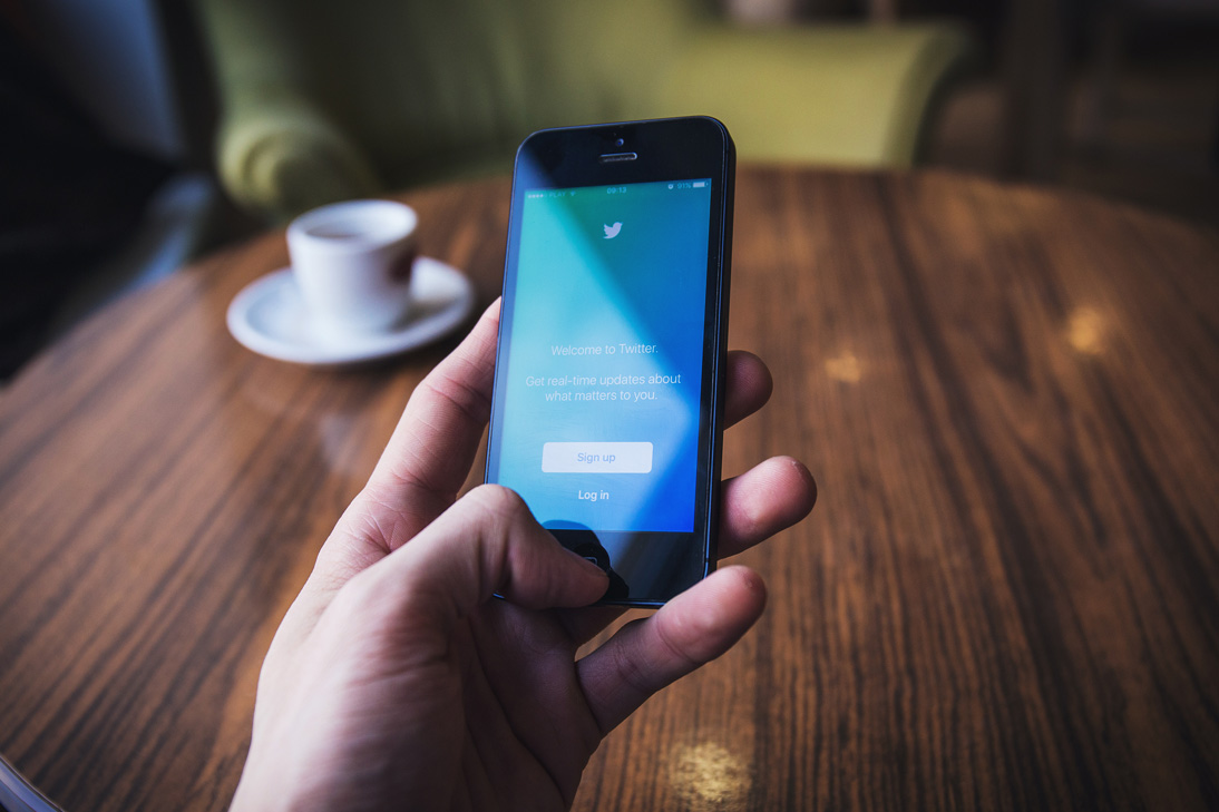 Use These 6 Steps And Start Growing Your List On Twitter