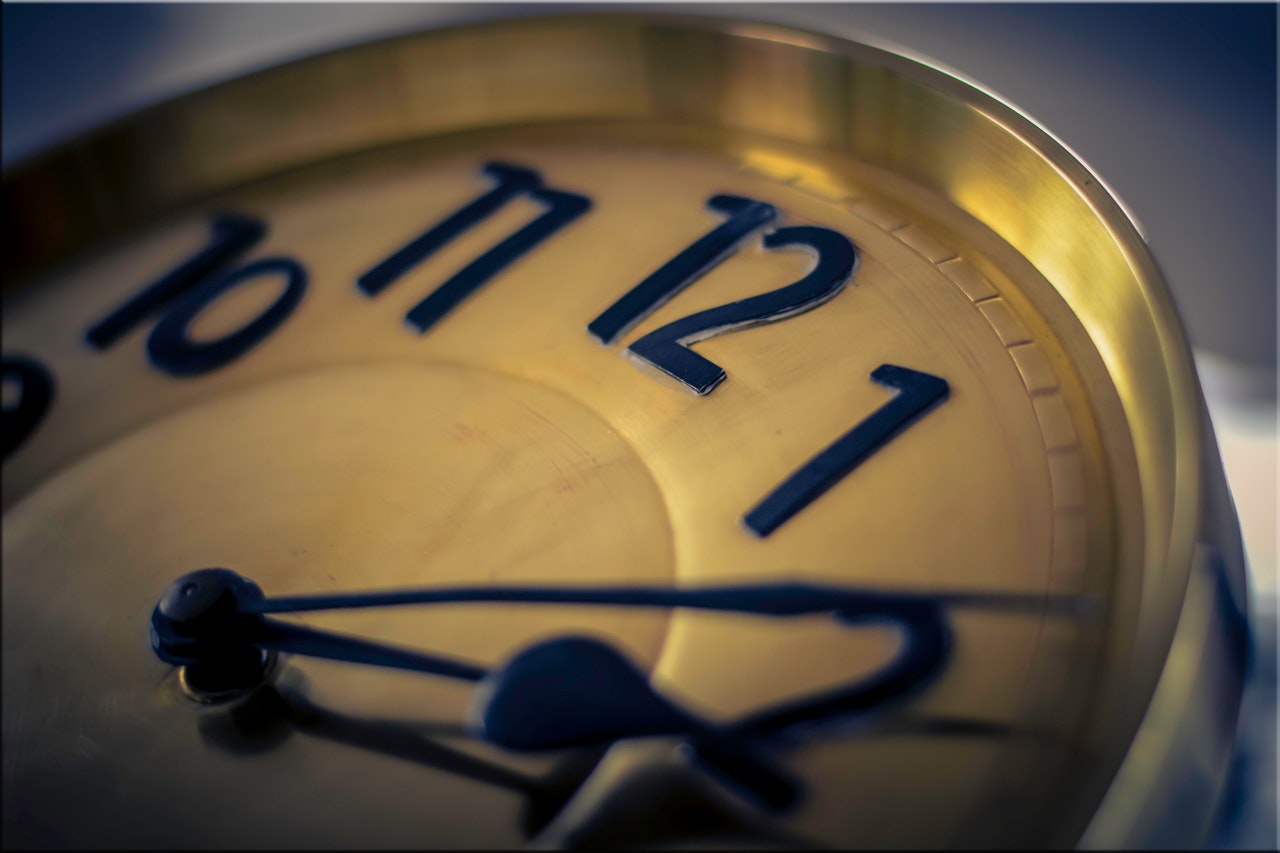 Gold clock