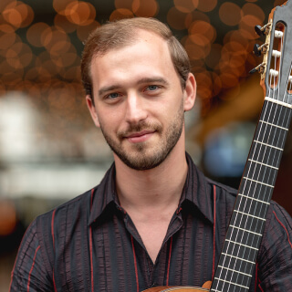 Erin Young - Head of Guitar at tonebase