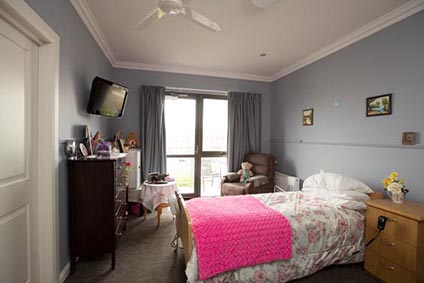 Standard single room