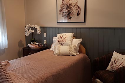 Standard single room