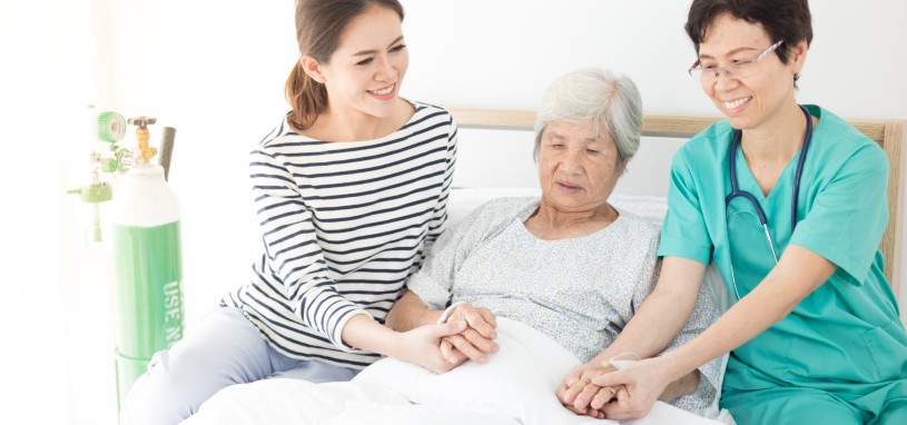 elderly asian woman in palliative care