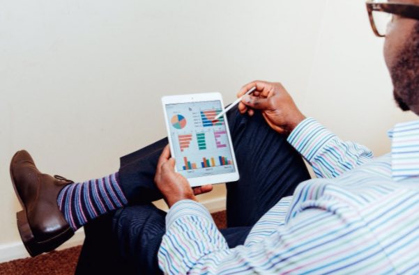 An HR professional evaluating recruiting operations data