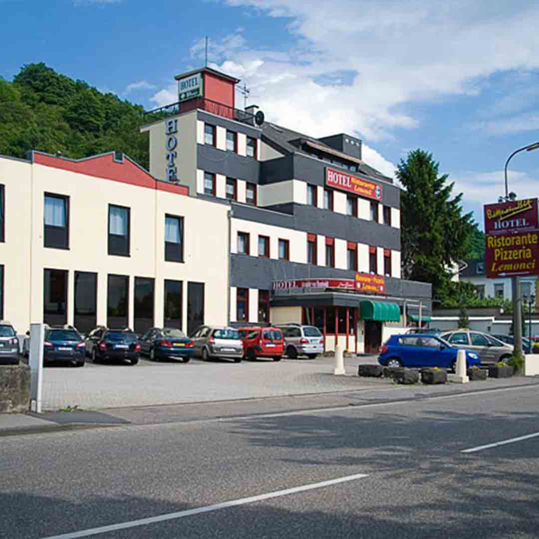 Alexander Von Hotel