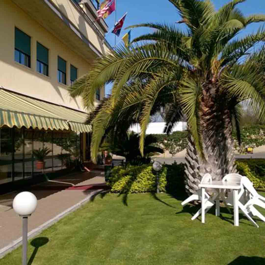 Laurence Hotel