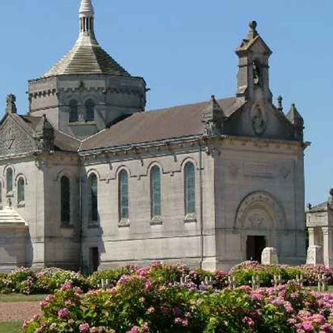 Notre Dame de Lorette for School Trips to