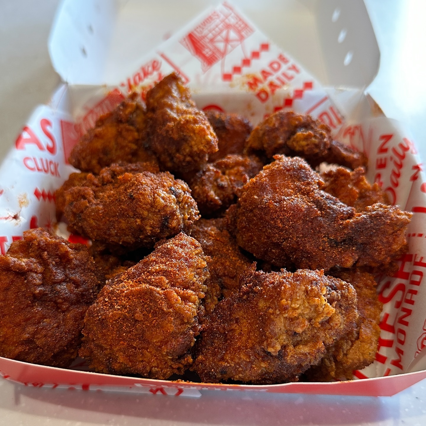 Clyde's Hot Chicken