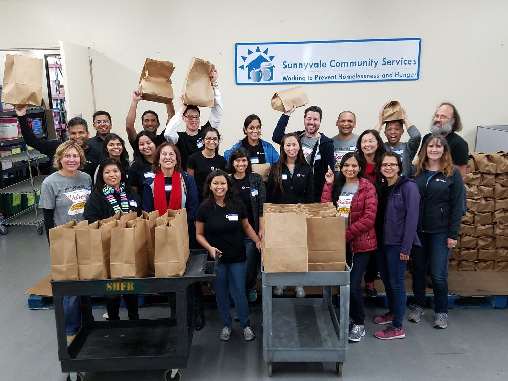 Volunteering for the homeless by the Tintri Sunnyvale, CA team