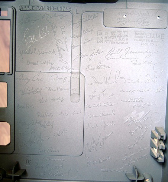 Signatures Inside the Original Macintosh Case
