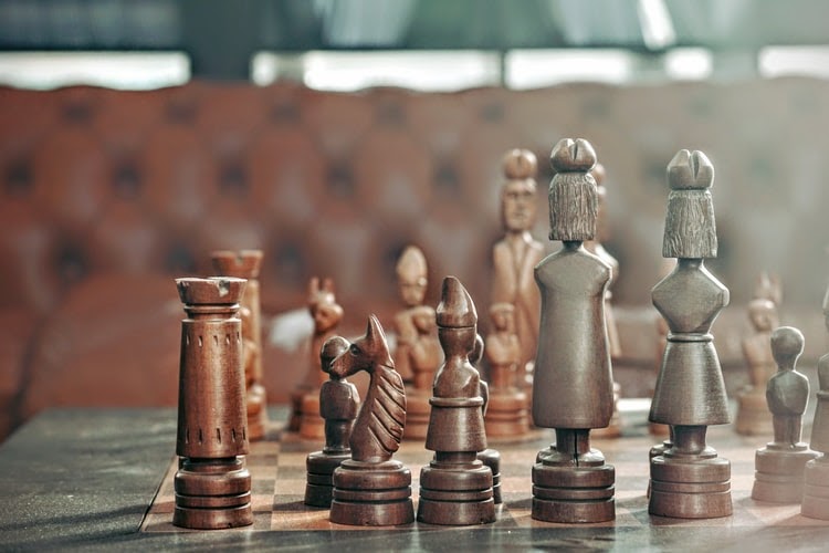 Implementing managerial principles is no less than a game of chess.