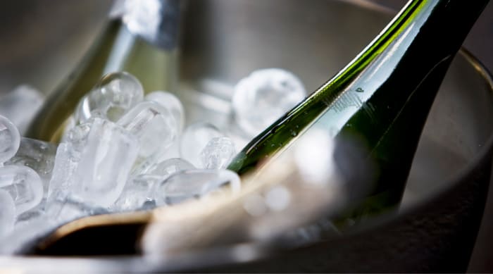 How Do You Serve White Wine?