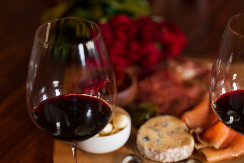 Food Pairings and How to Serve Pinot Noir