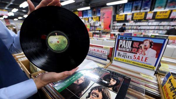 Vinyl records are still big for audiophiles, but streaming is much bigger.