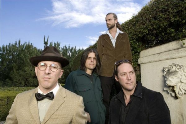 Alt-rock band Tool