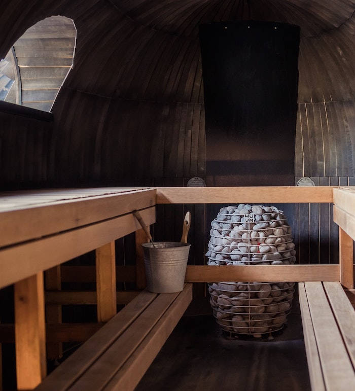 5 Best Outdoor, Backyard & Barrel Saunas for Sale (Reviews)