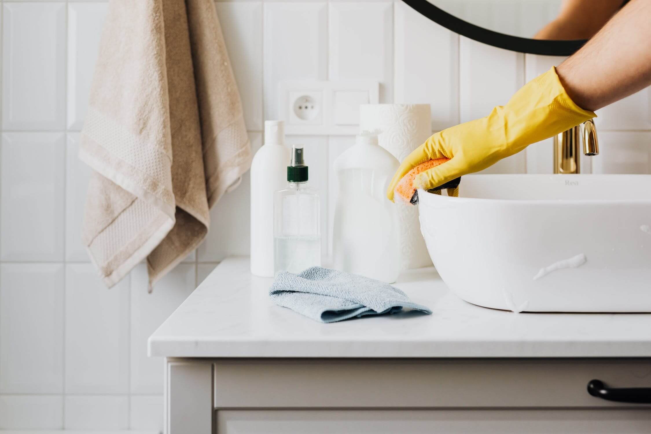 countertops in bathroom
