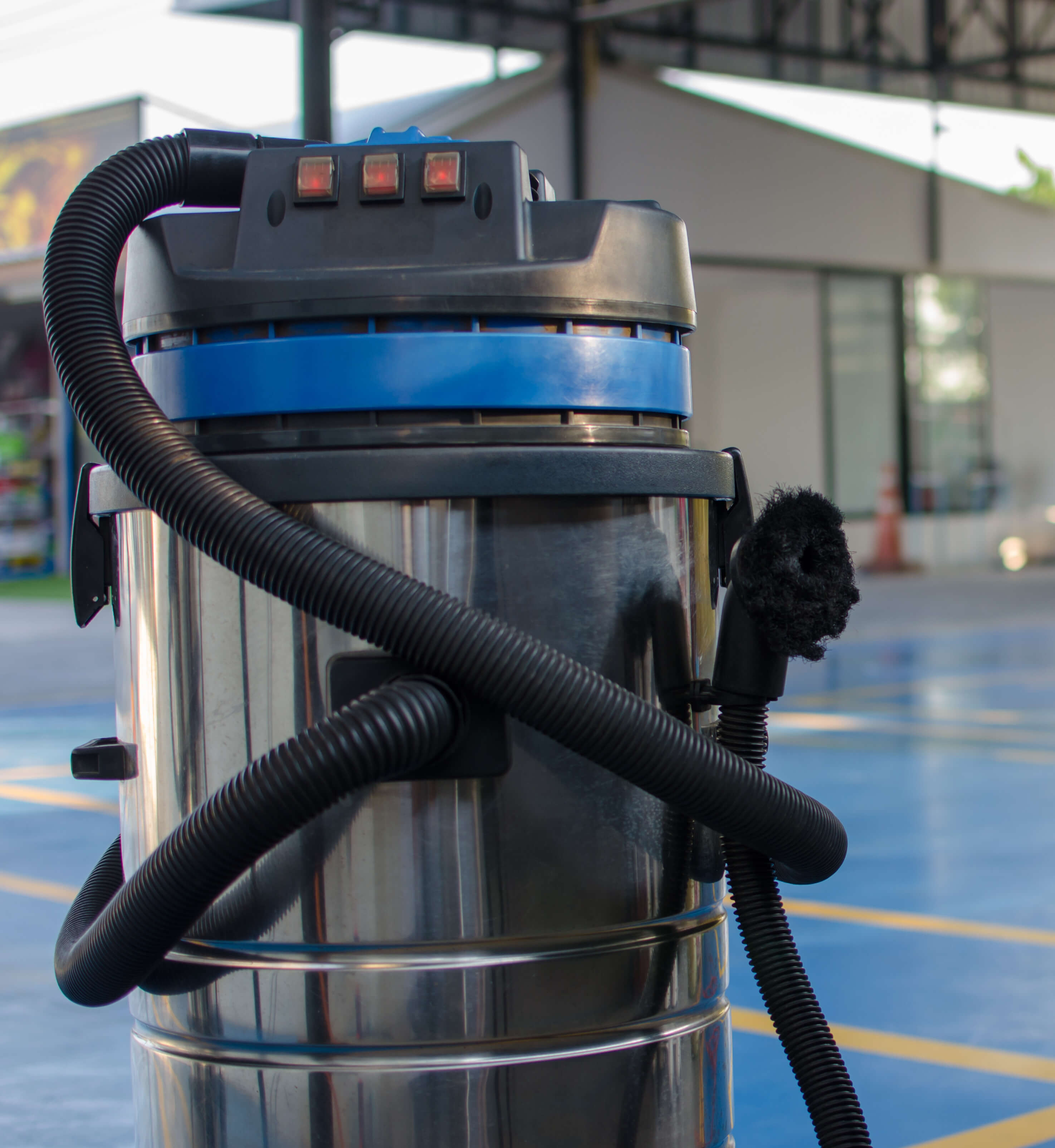 5 Best Vacuums For Sand in 2021 (Sand Vacuum Reviews)