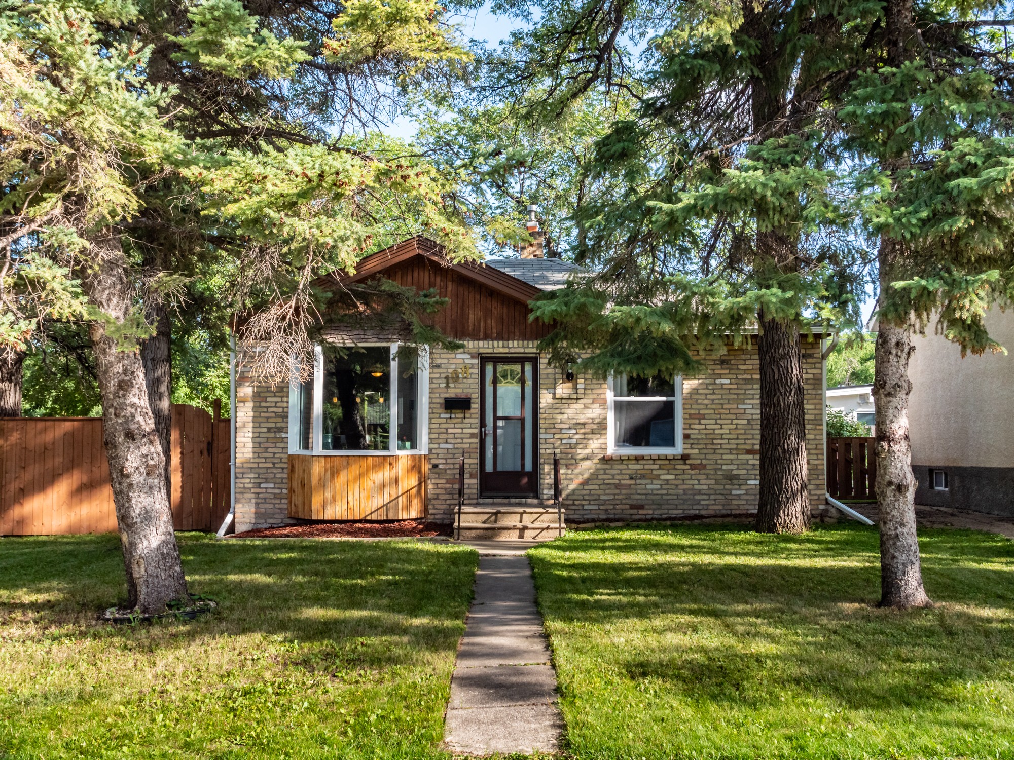 108 St. Vital Rd, st vital Bobby Wall Homes & Estates