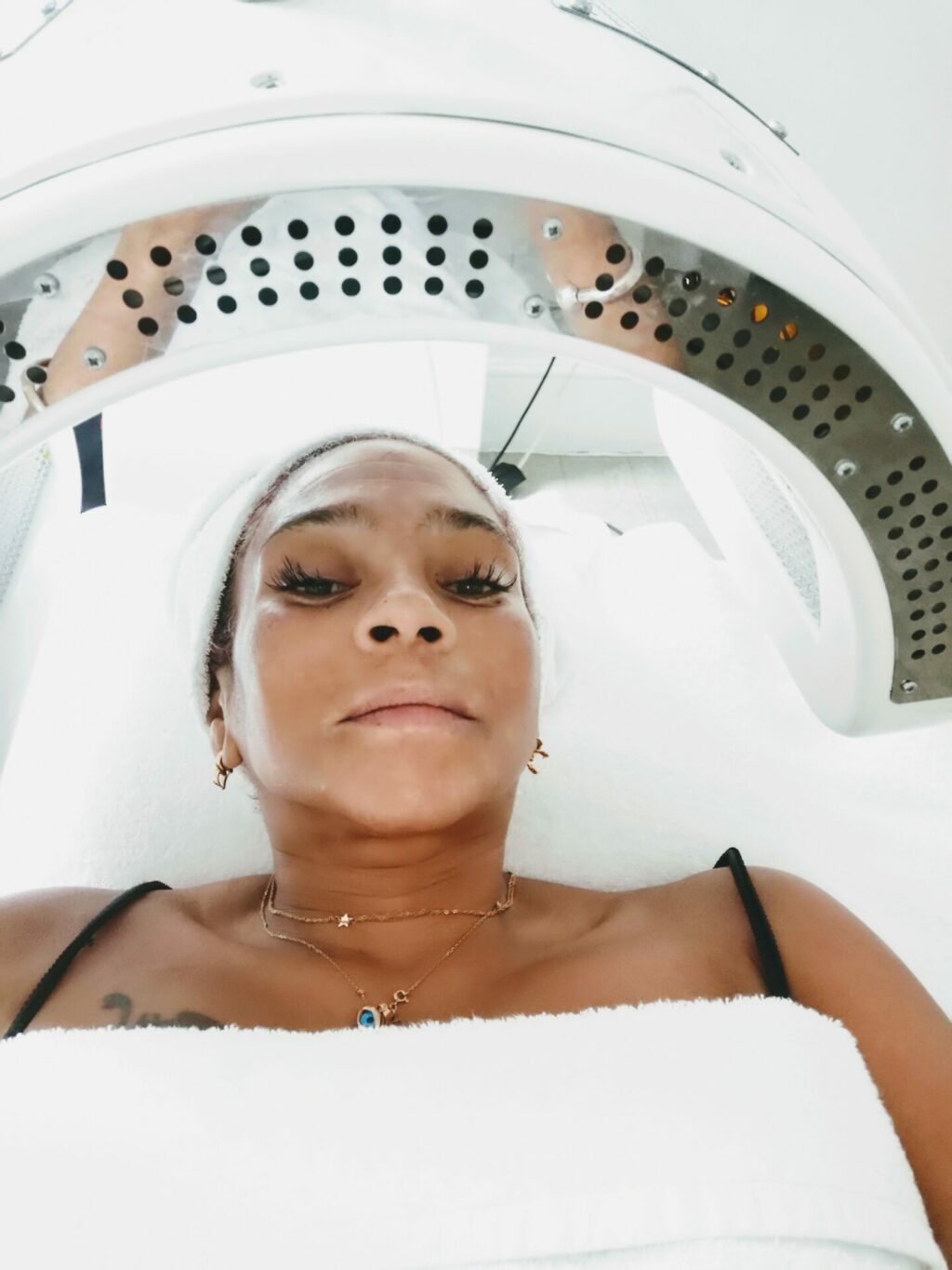 Facial Friday|Christmas Glow with AQ Skin Solutions & EF MediSpa